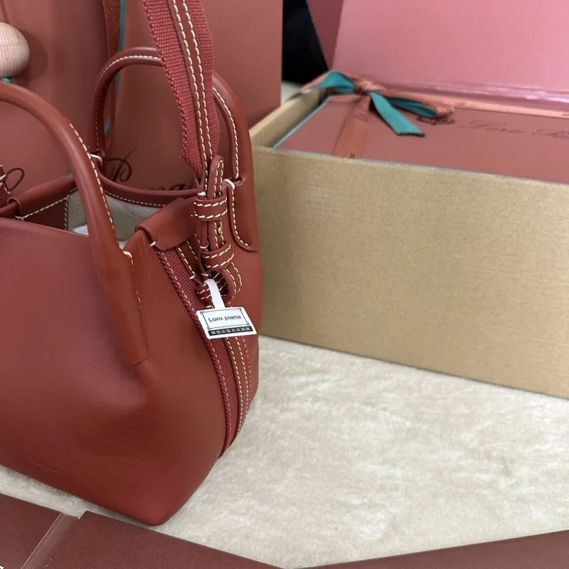 Loro Piana Bucket Bags Versatile 44027