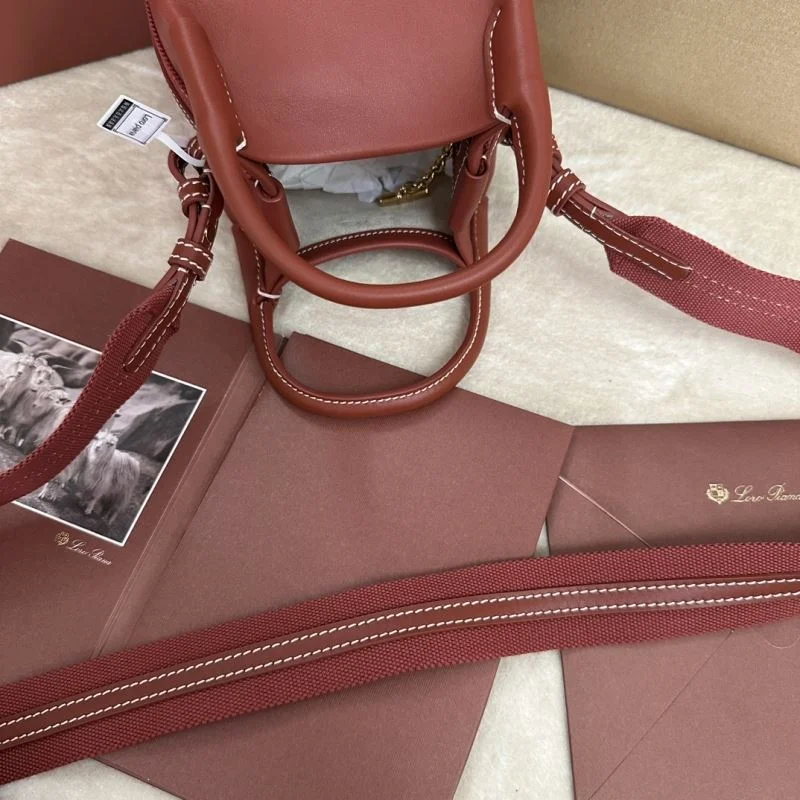 Loro Piana Bucket Bags Versatile 44027