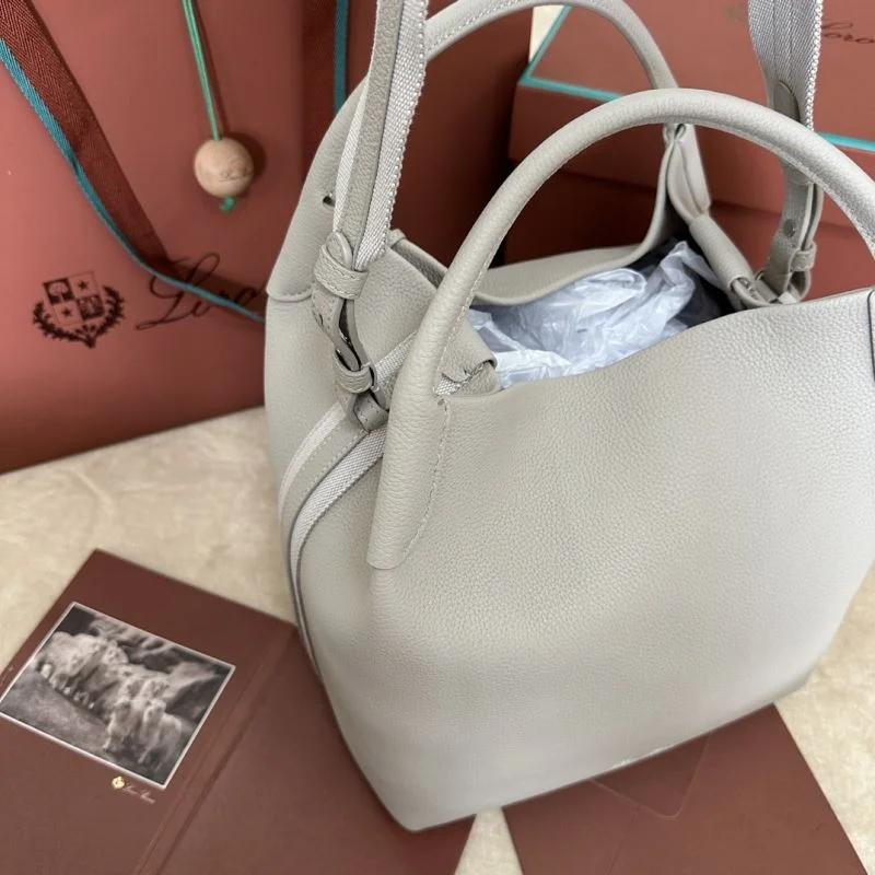 Durable Loro Piana Bucket Bags 44014