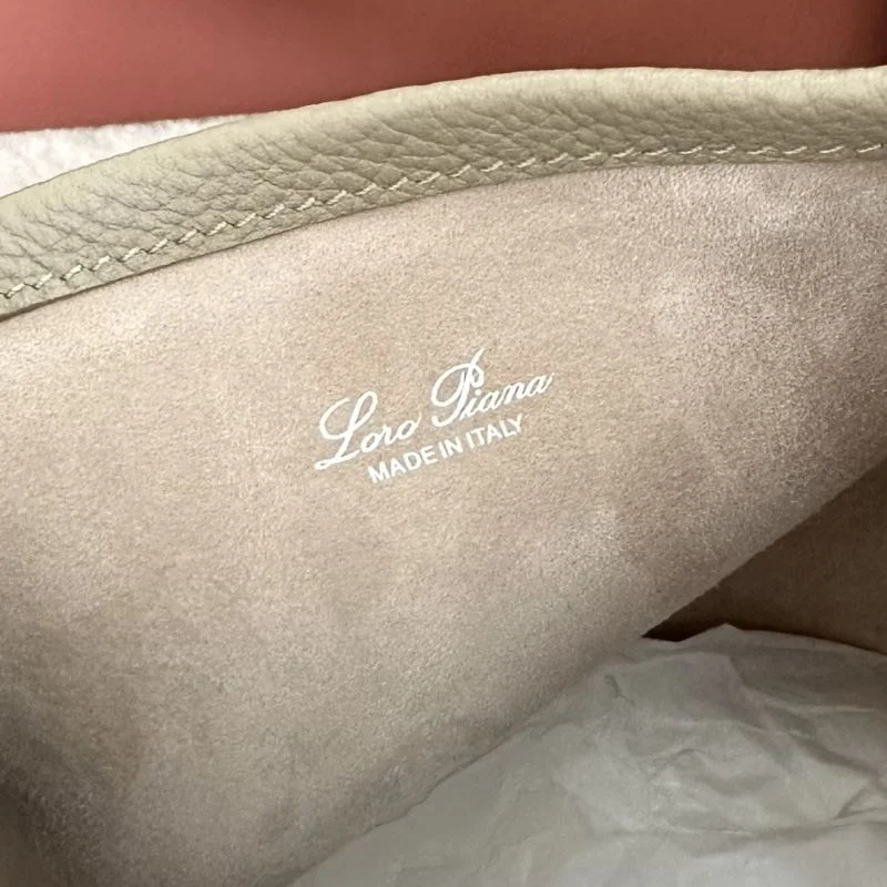 TechFriendly Loro Piana Bucket Bags 44011