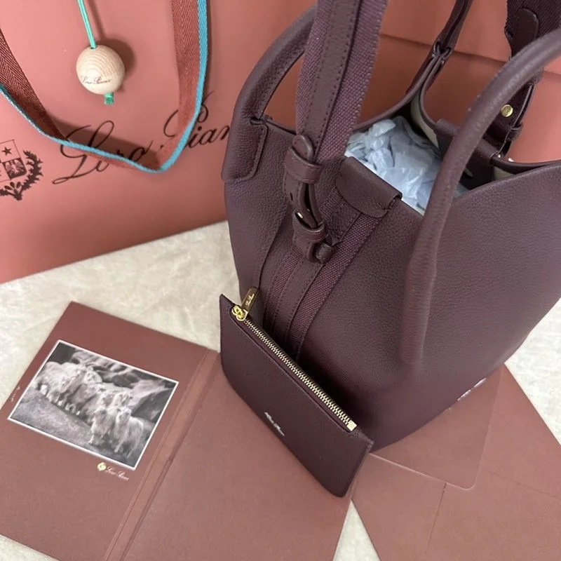 Casual Loro Piana Bucket Bags 44016