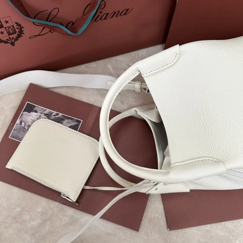 Loro Piana Bucket Bags Chic 44017
