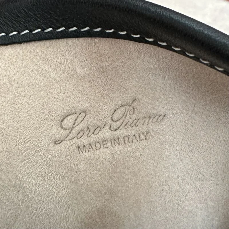 Loro Piana Bucket Bags ModernLook 44005