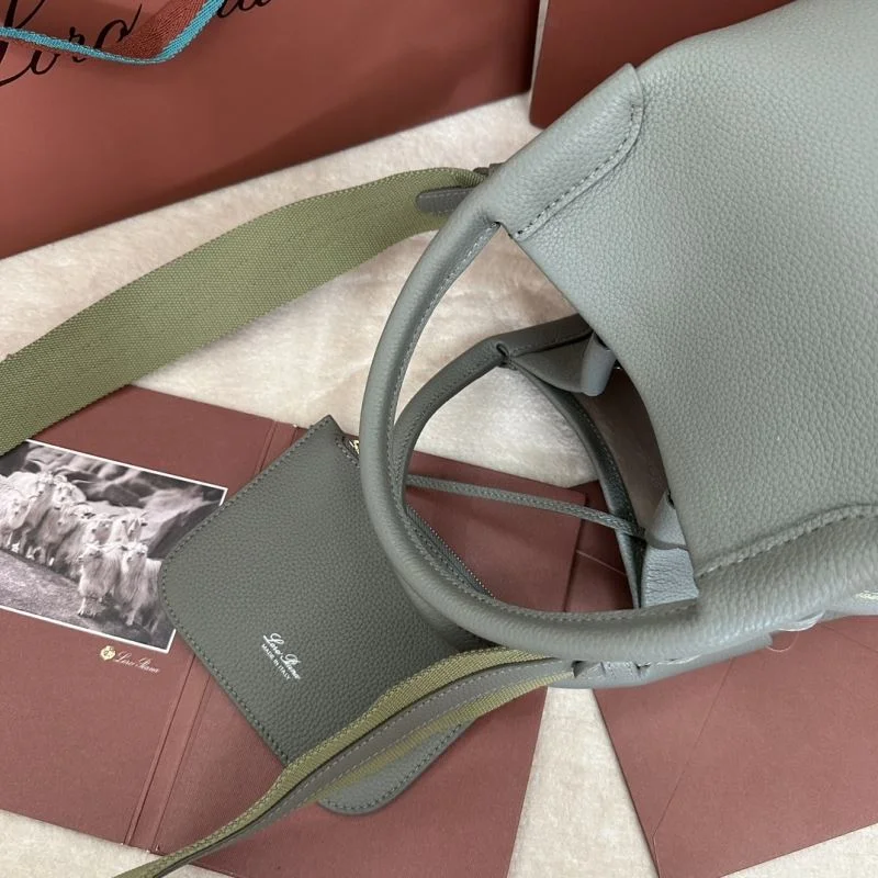 Loro Piana Bucket Bags FastDry 44053