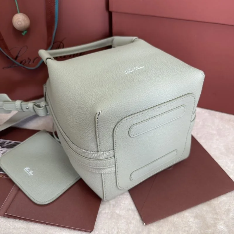 Durable Loro Piana Bucket Bags 44036