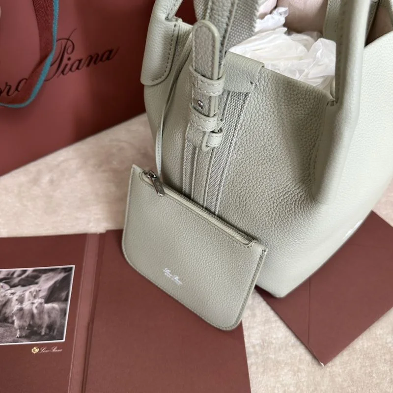 Durable Loro Piana Bucket Bags 44036