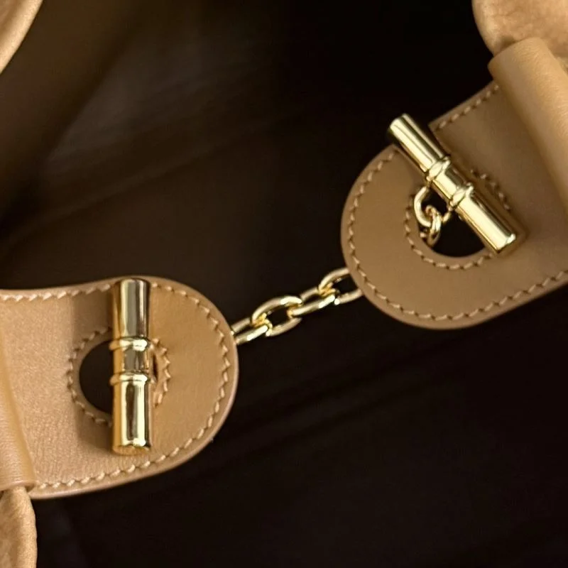 Thermal Loro Piana Bucket Bags 43641