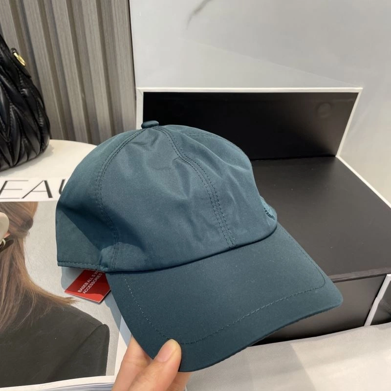 Minimalist Loro Piana Caps 258338