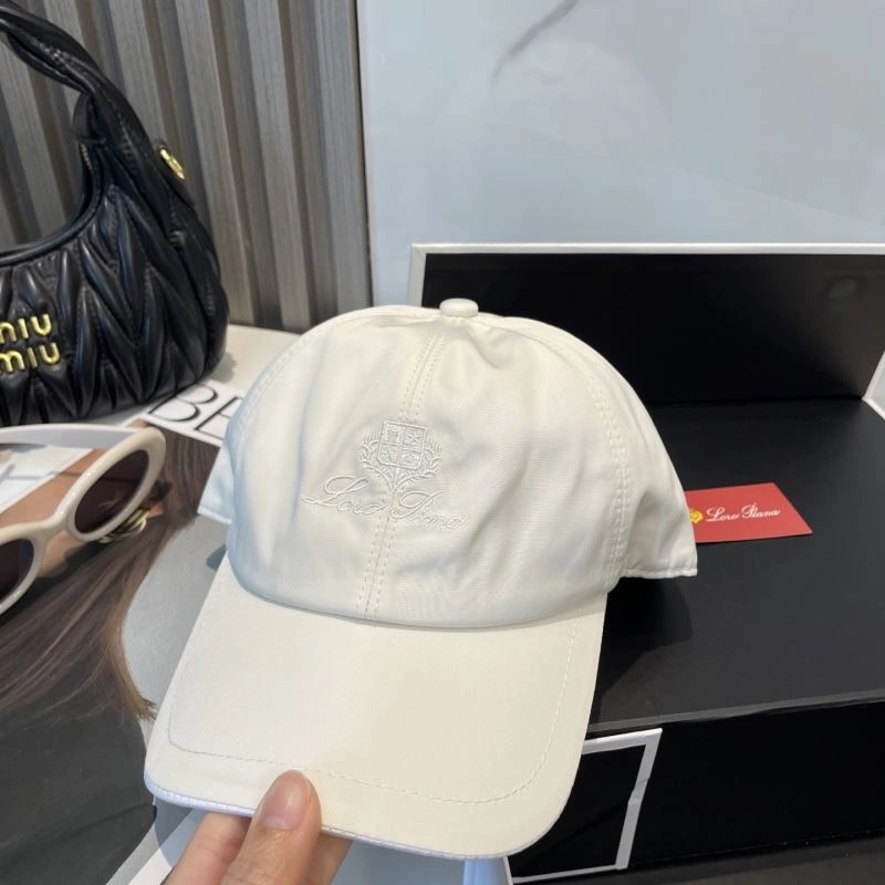 Loro Piana Caps Sustainable 258330