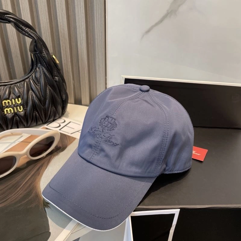 Loro Piana Caps OnTrend 258324