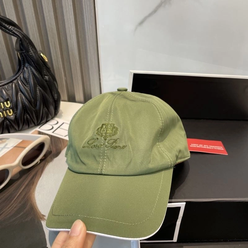 Trendy Loro Piana Caps 258322