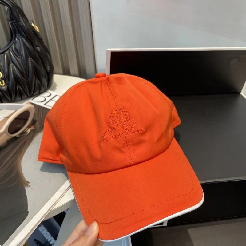 Loro Piana Caps MultiPurpose 258317