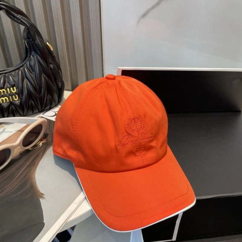 Loro Piana Caps MultiPurpose 258317