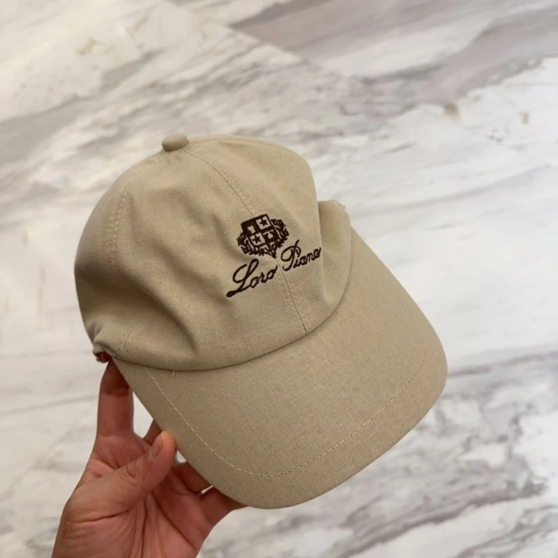 Effortless Loro Piana Caps 258307