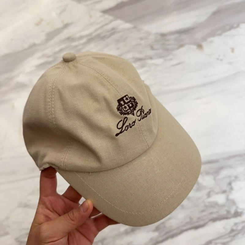 Effortless Loro Piana Caps 258307