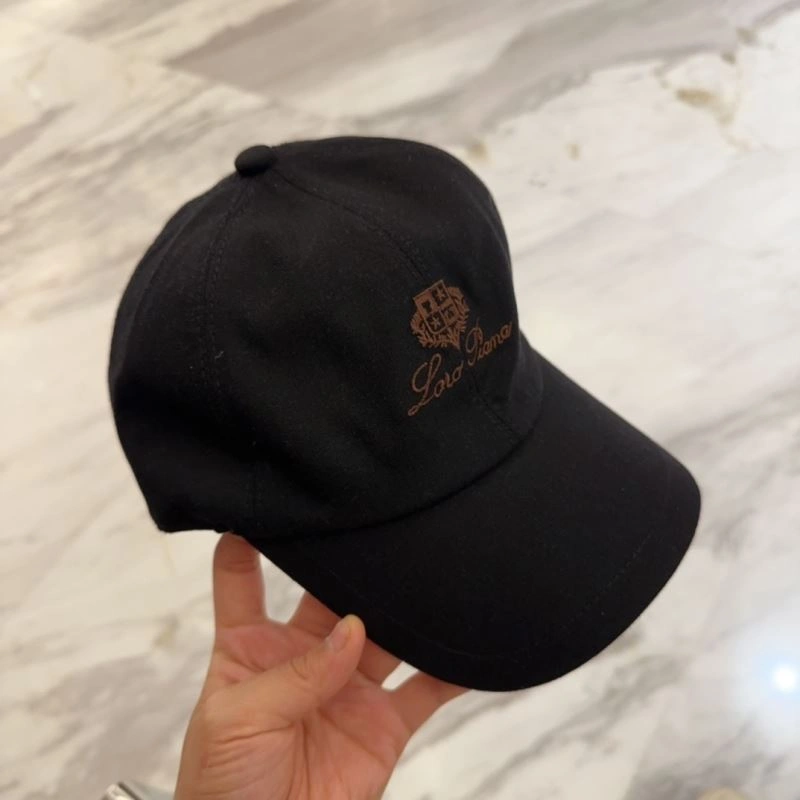 Breathable Loro Piana Caps 258302