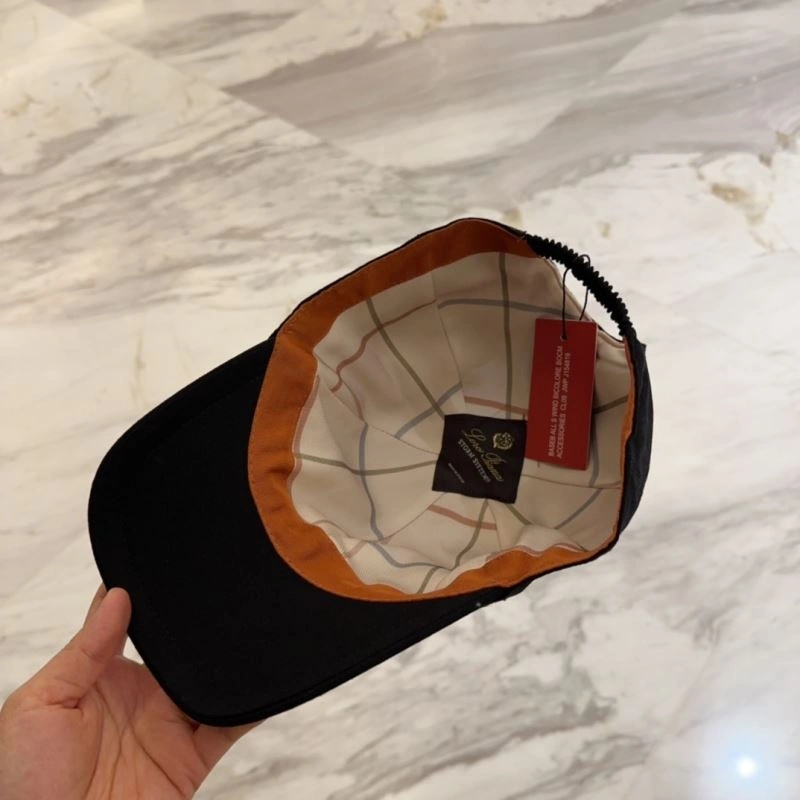 Breathable Loro Piana Caps 258302
