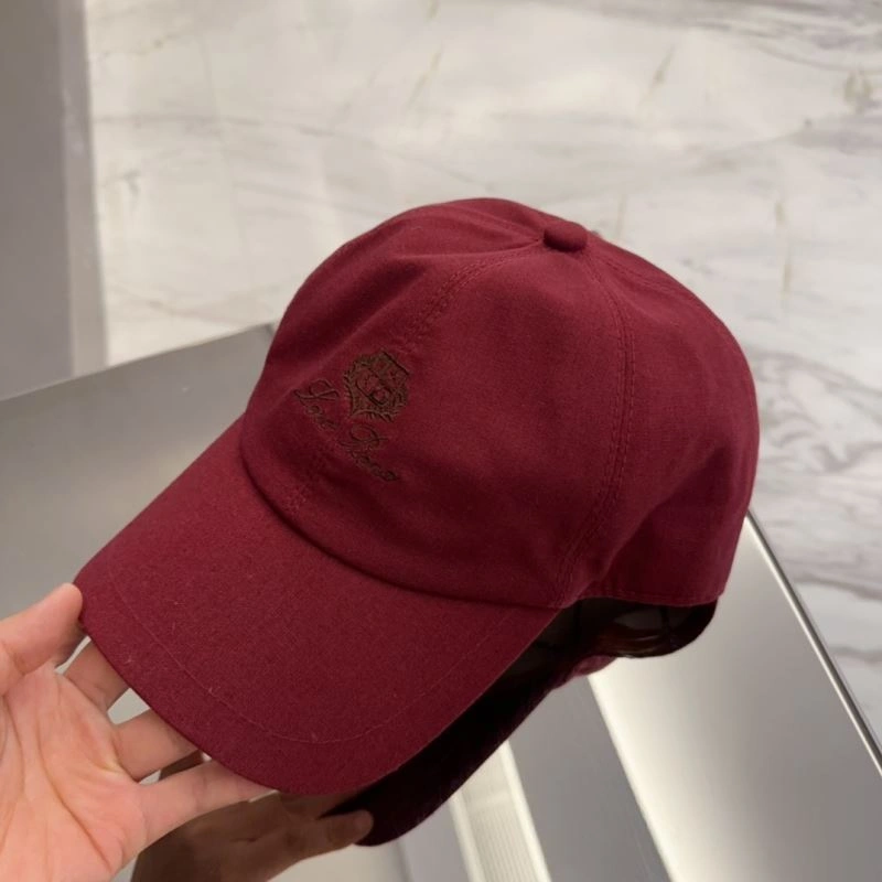 Comfortable Loro Piana Caps 258296
