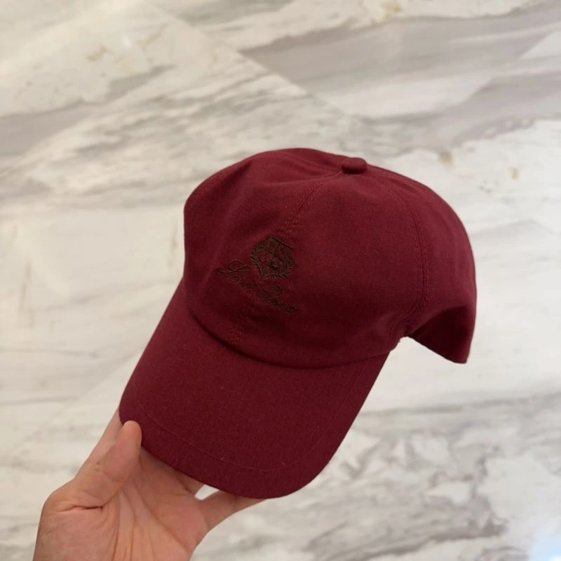 Comfortable Loro Piana Caps 258296