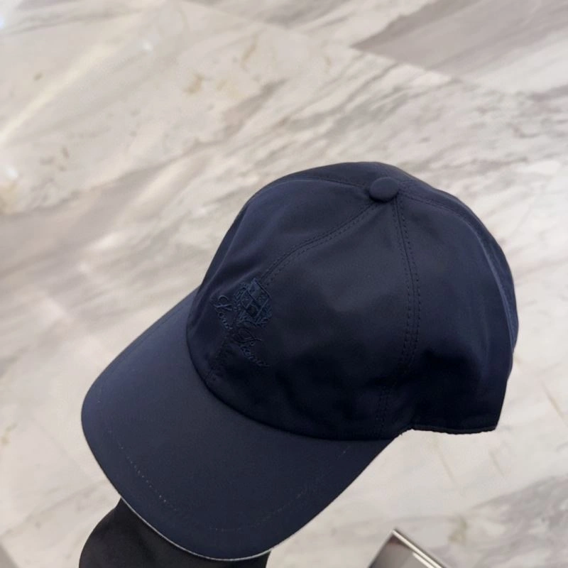 Loro Piana Caps FreshLook 258301
