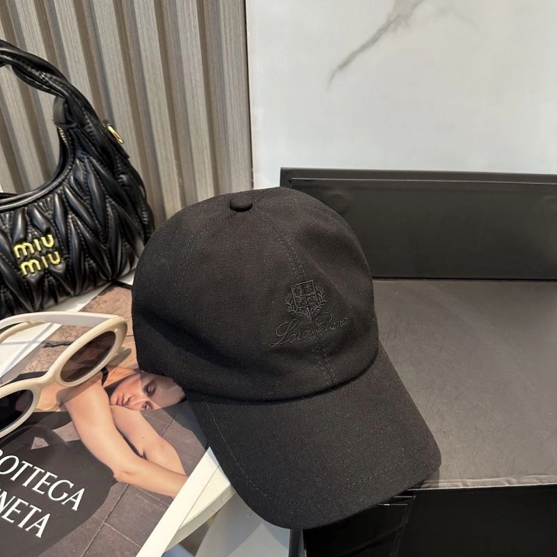 Loro Piana Caps NewStyle 258238