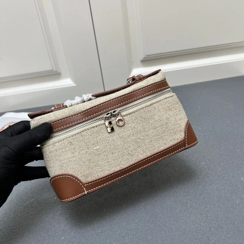 Practical Loro Piana Cosmetic Bags 83532