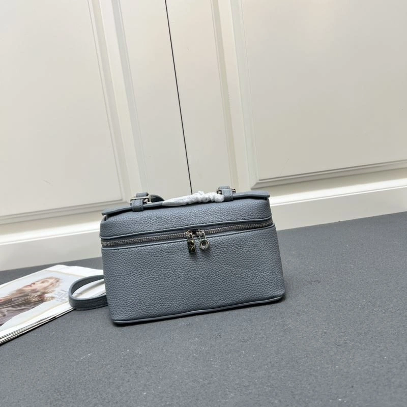 Minimalist Loro Piana Cosmetic Bags 83609