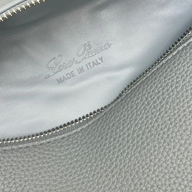 Minimalist Loro Piana Cosmetic Bags 83609