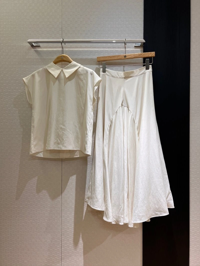 Loro Piana Dress Suits MoistureWicking 149468