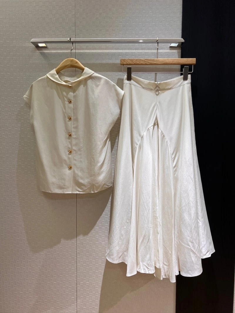 Loro Piana Dress Suits MoistureWicking 149468