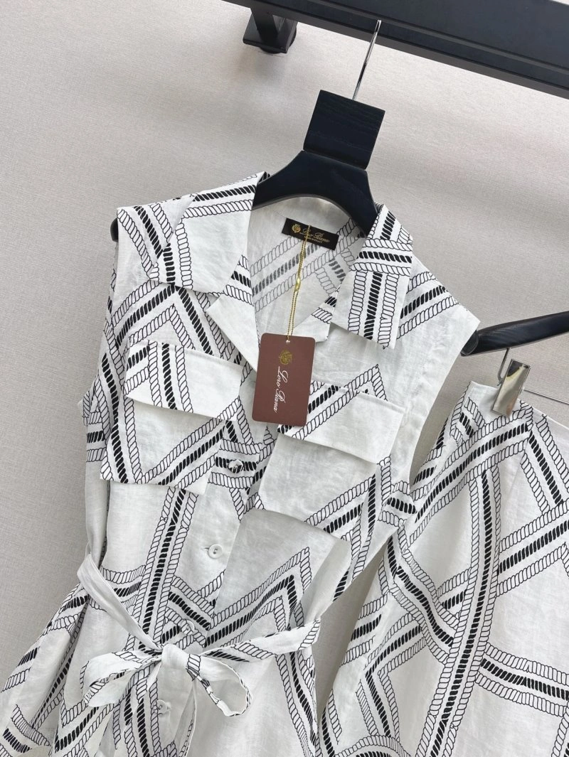 Loro Piana Dress Suits Sleek 149459