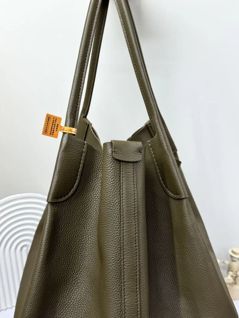 Durable Loro Piana Hobo Bags 44310