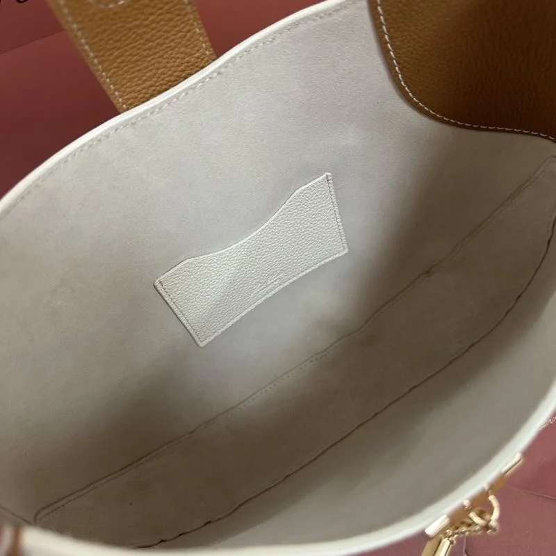 Loro Piana Hobo Bags TechFriendly 44031