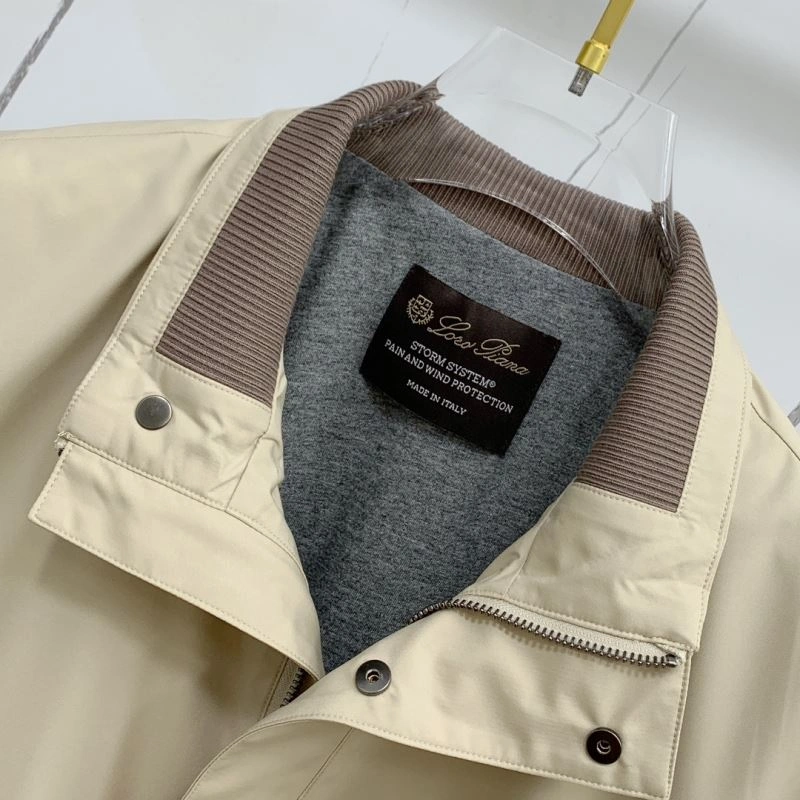 Elegant Loro Piana Outwear 158289
