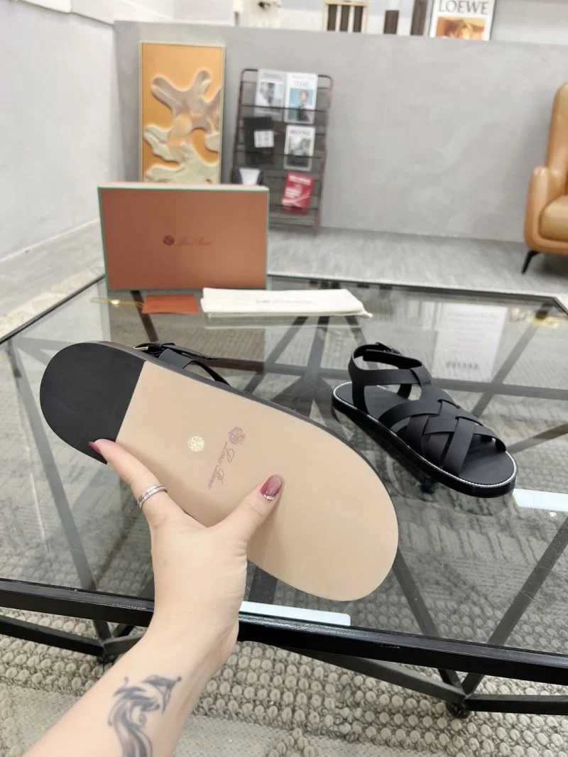 Loro Piana Sandals Supportive 4414