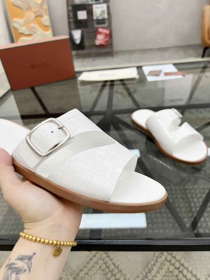 SunProtective Loro Piana Sandals 4365