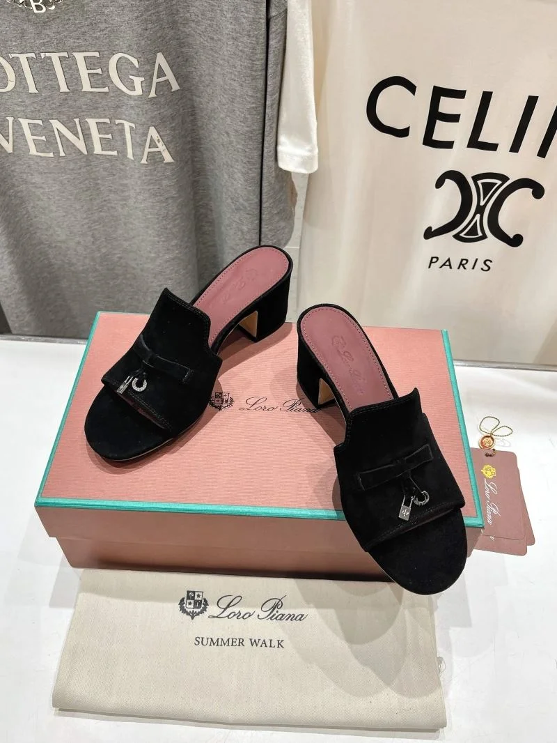 Lightweight Loro Piana Sandals 12115