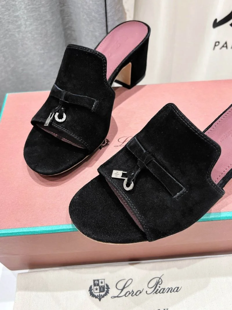 Lightweight Loro Piana Sandals 12115