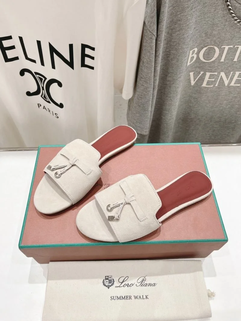 Loro Piana Sandals Supportive 12092