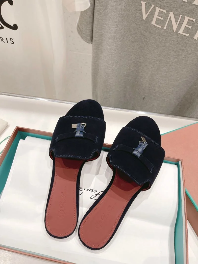 Vibrant Loro Piana Sandals 12110