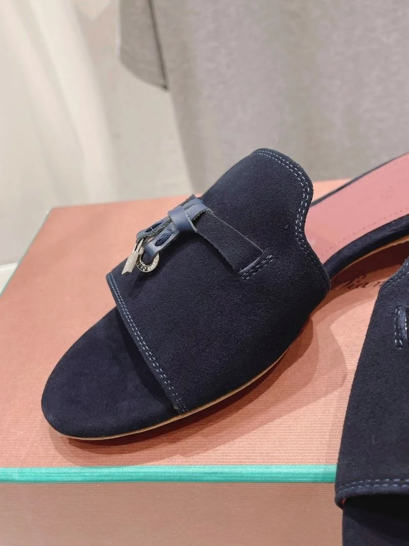 Vibrant Loro Piana Sandals 12110