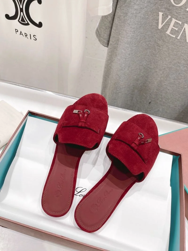 WellDesigned Loro Piana Sandals 12093