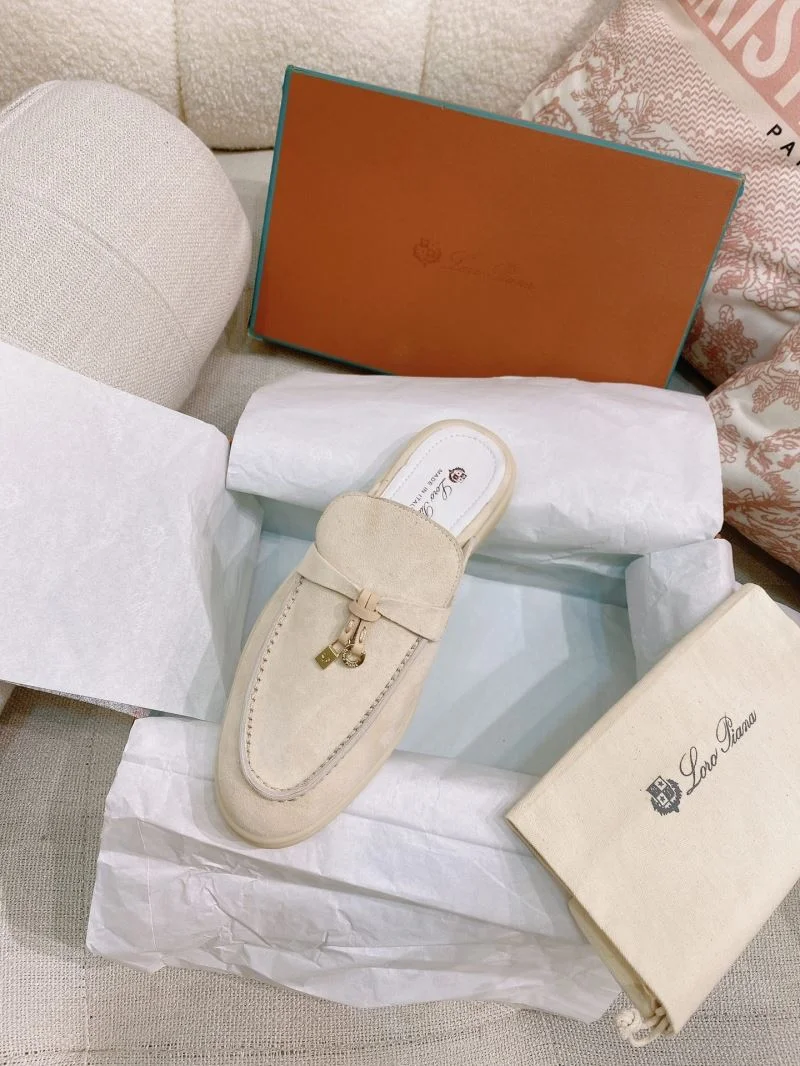 Loro Piana Sandals Attractive 12072
