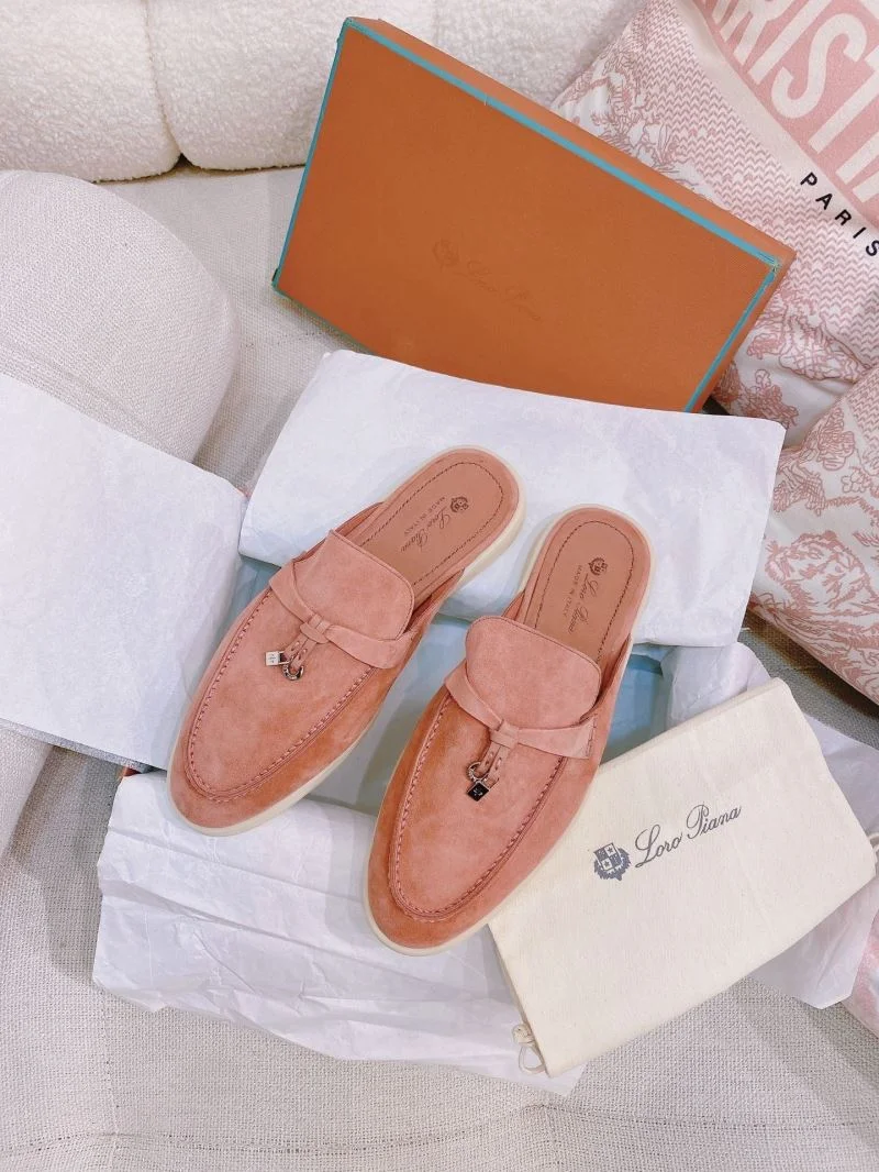 Loro Piana Sandals Breathable 12050