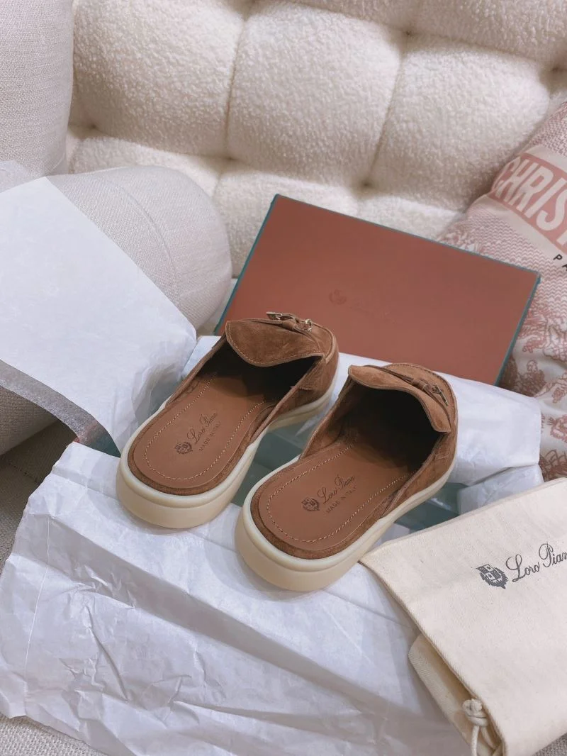 Vibrant Loro Piana Sandals 12186