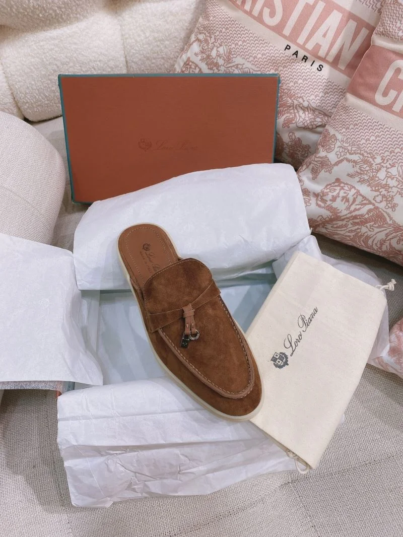 Vibrant Loro Piana Sandals 12186