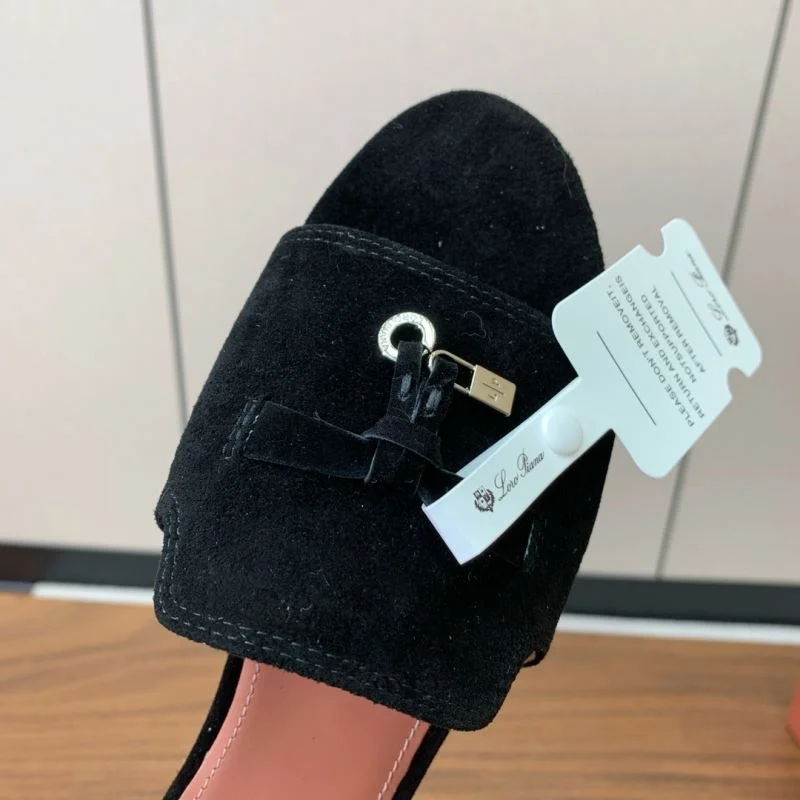 Chic Loro Piana Sandals 12047