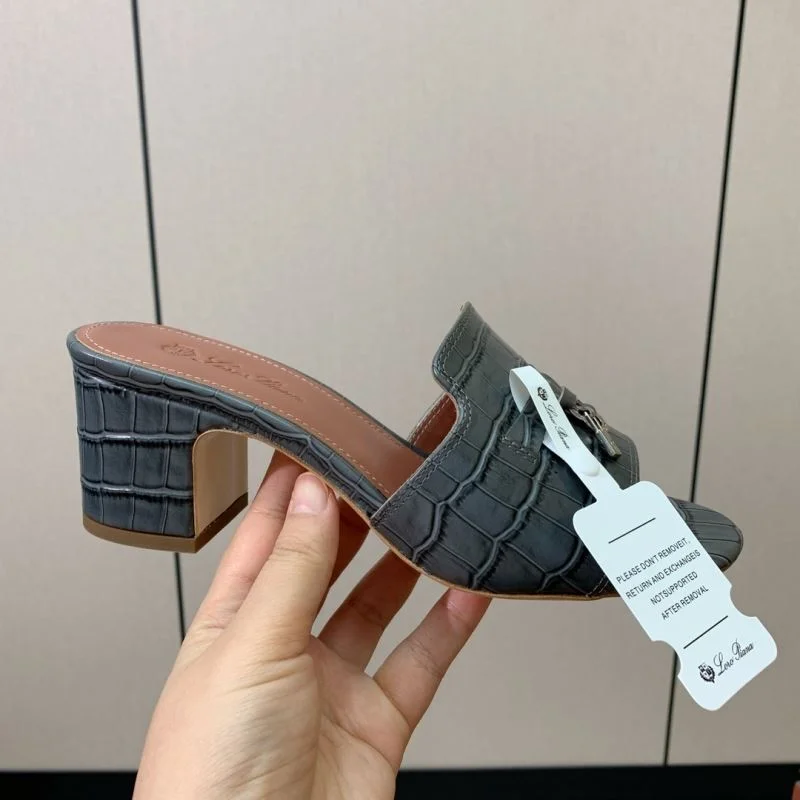 Loro Piana Sandals Stylish 12013