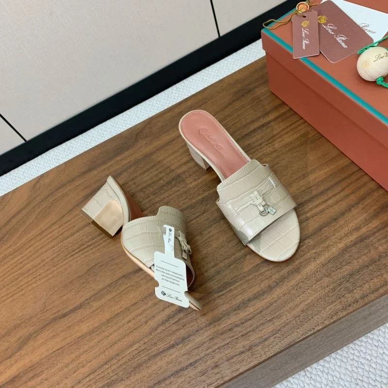 Versatile Loro Piana Sandals 12017