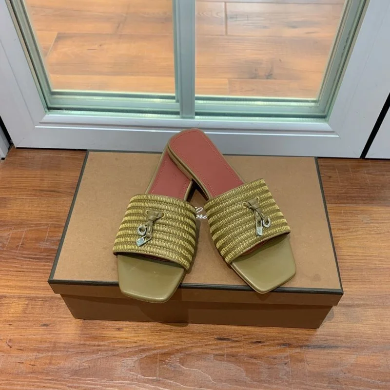 Trendy Loro Piana Sandals 12022